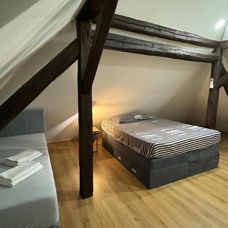 Ferienwohnung Apartman Buzanova Zagreb Exterior foto
