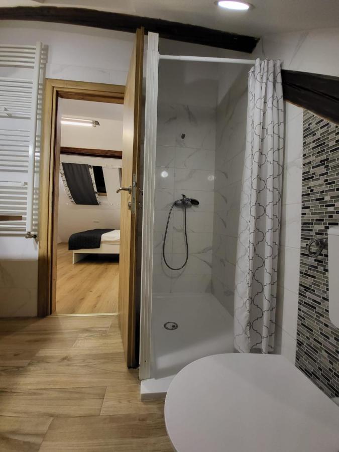 Ferienwohnung Apartman Buzanova Zagreb Exterior foto