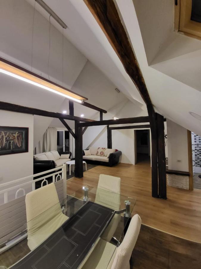 Ferienwohnung Apartman Buzanova Zagreb Exterior foto
